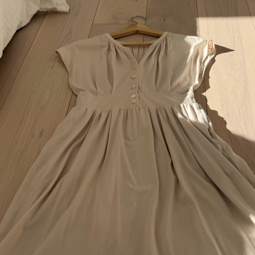 Elegant Cotton-Blend Midi Dress in Light Beige - Picture 8 of 8